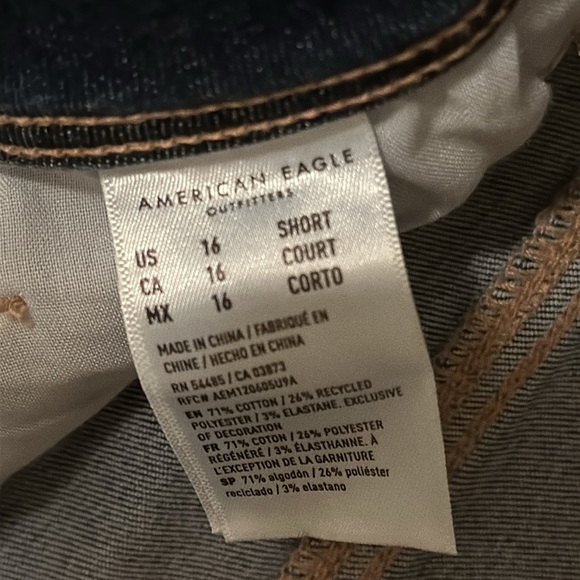 American Eagle Flare Jeans - Picture 3 of 5